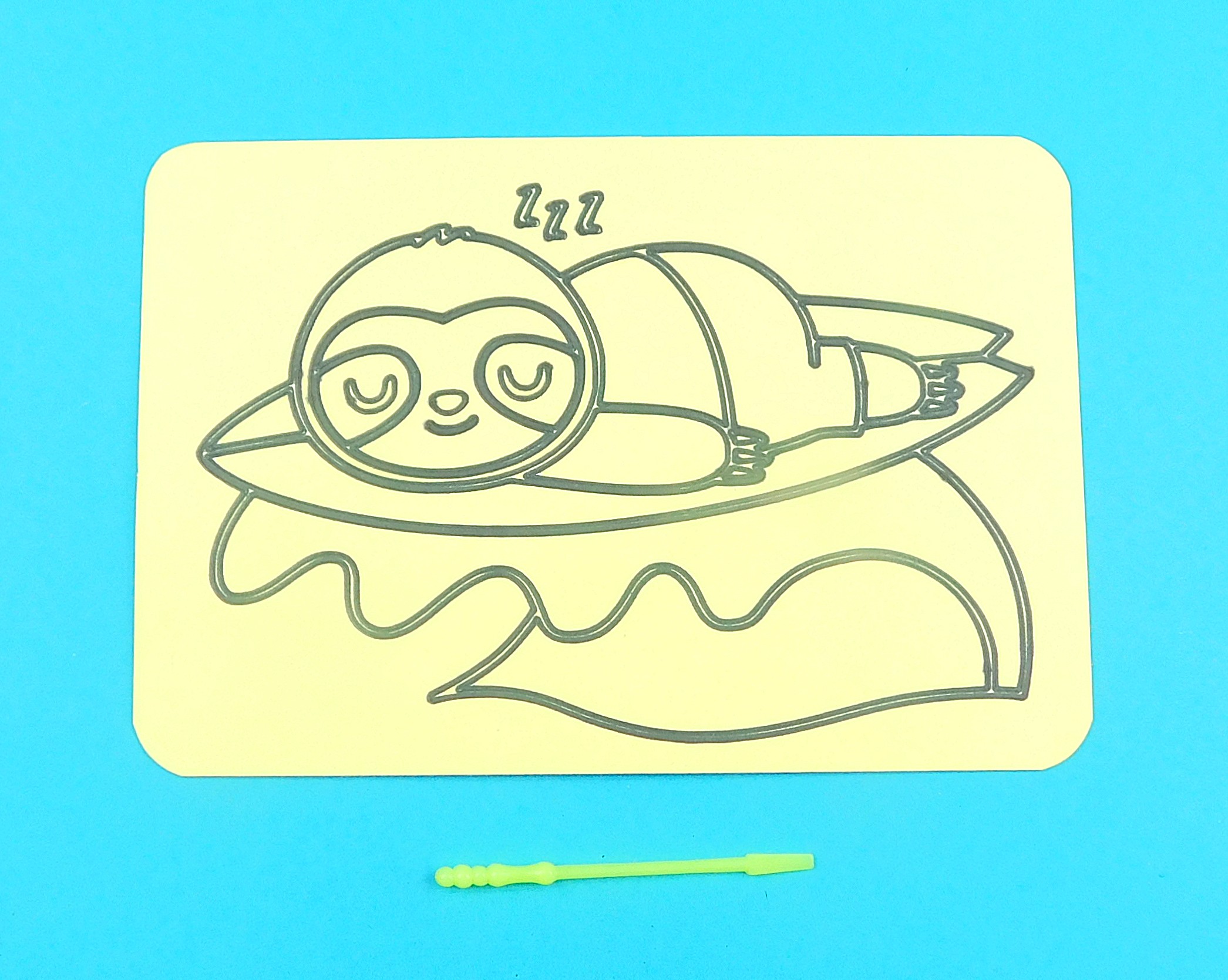 A6 Sleeping Surfing Sloth Sand Art Kit - Image 11