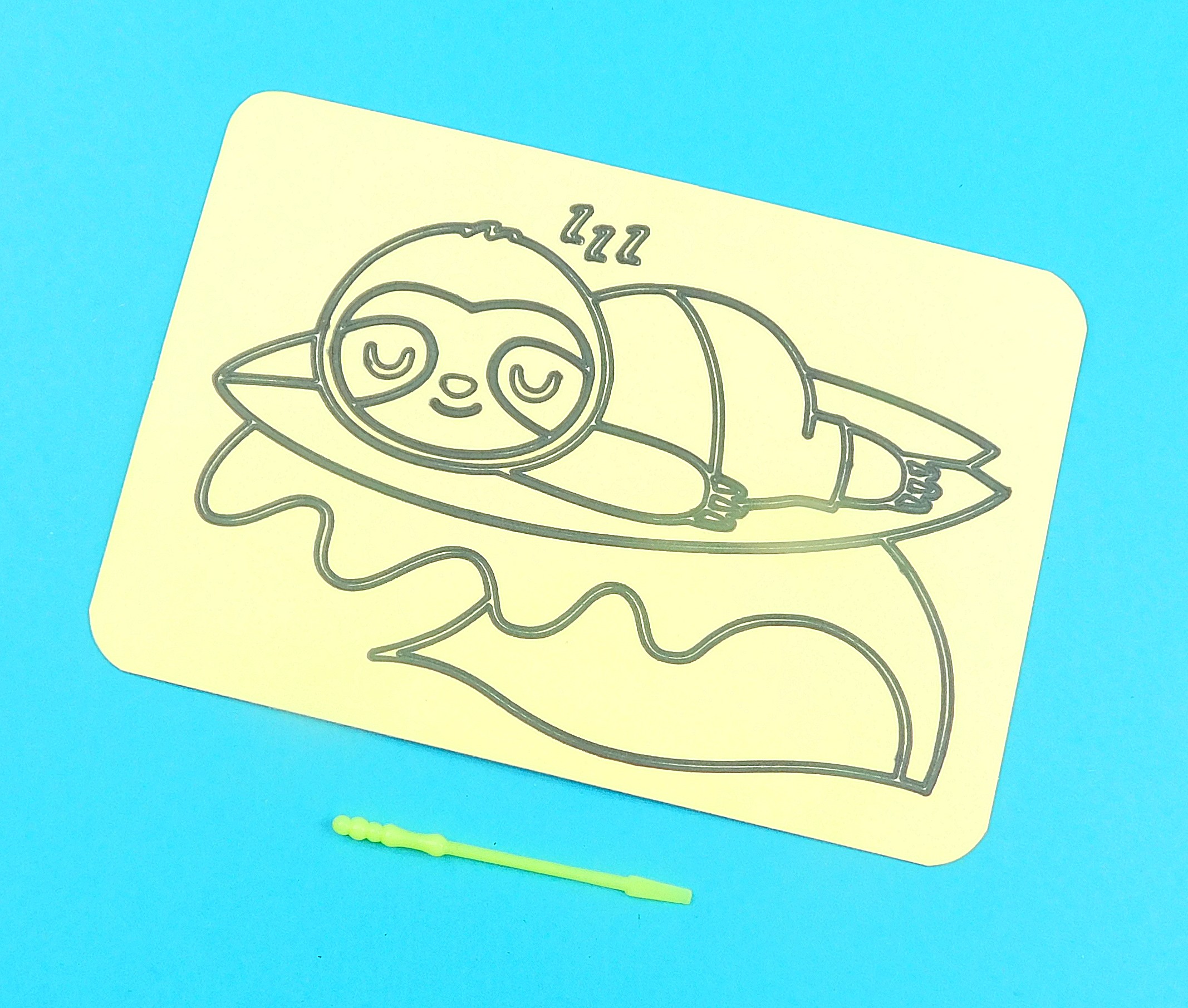 A6 Sleeping Surfing Sloth Sand Art Kit - Image 10