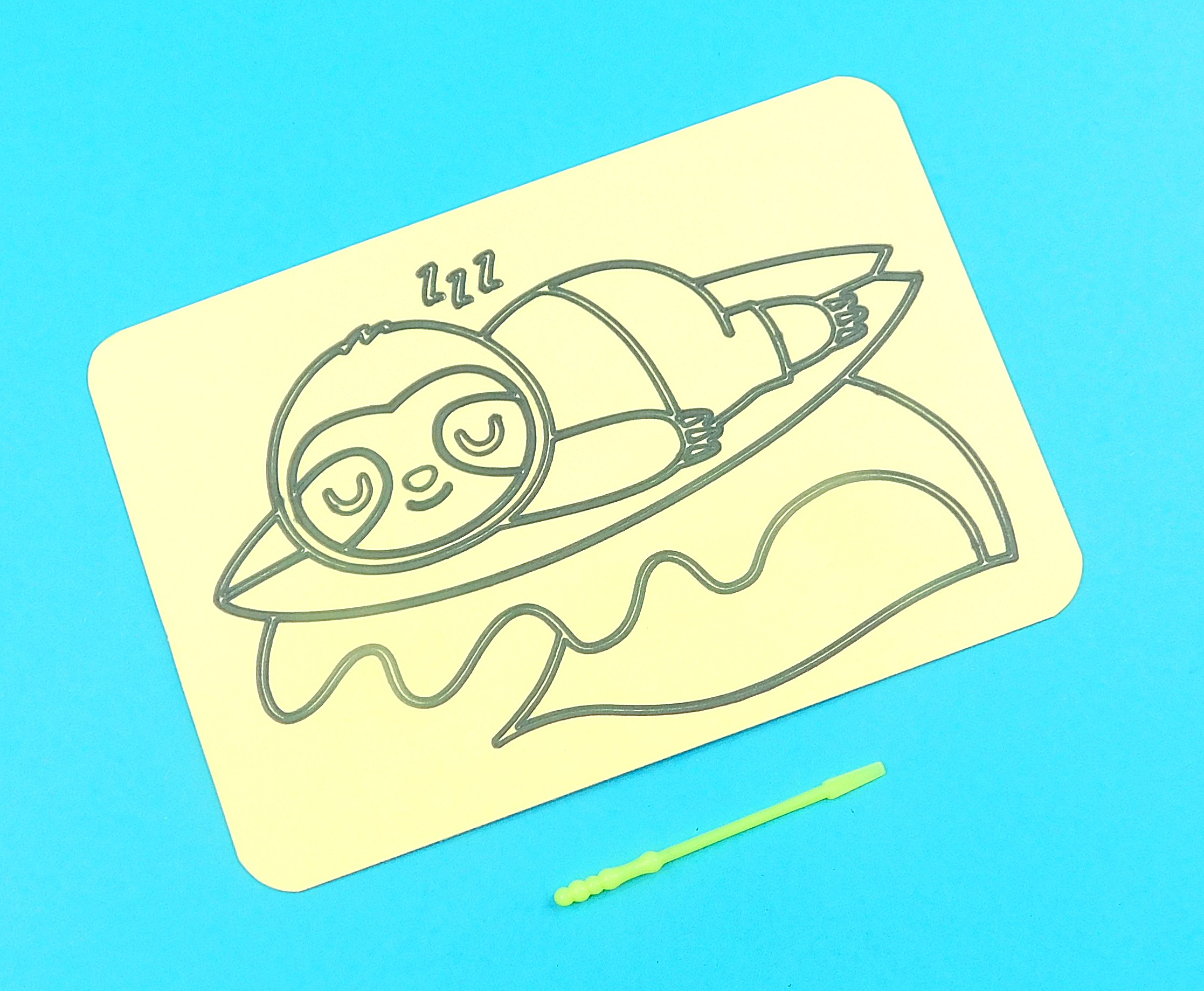 A6 Sleeping Surfing Sloth Sand Art Kit - Image 9