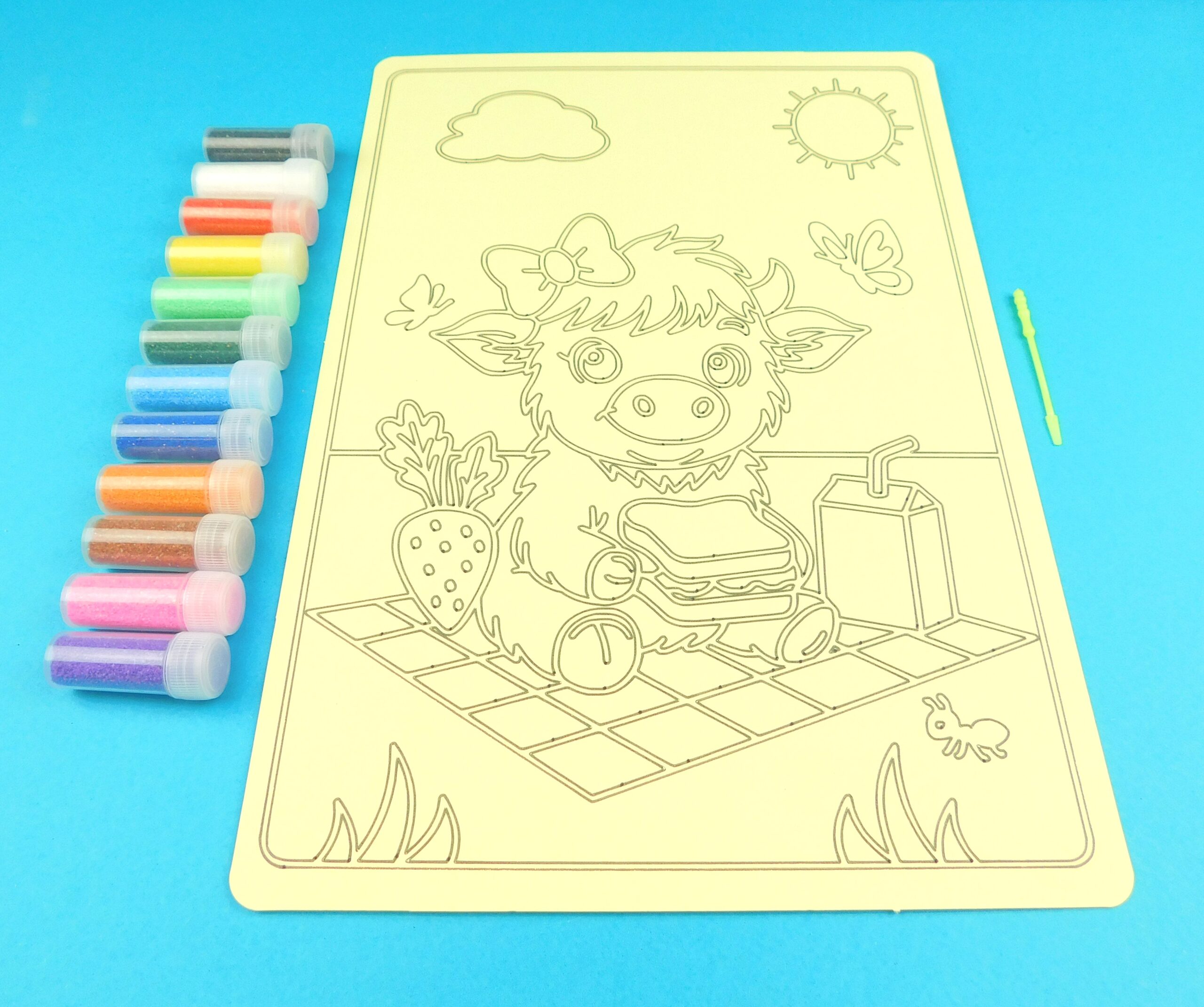 A4 Higland cow having a picnic Sand Art Kit - Image 7